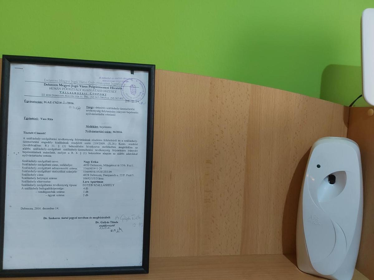 Lara Apartman Debrecen Luaran gambar