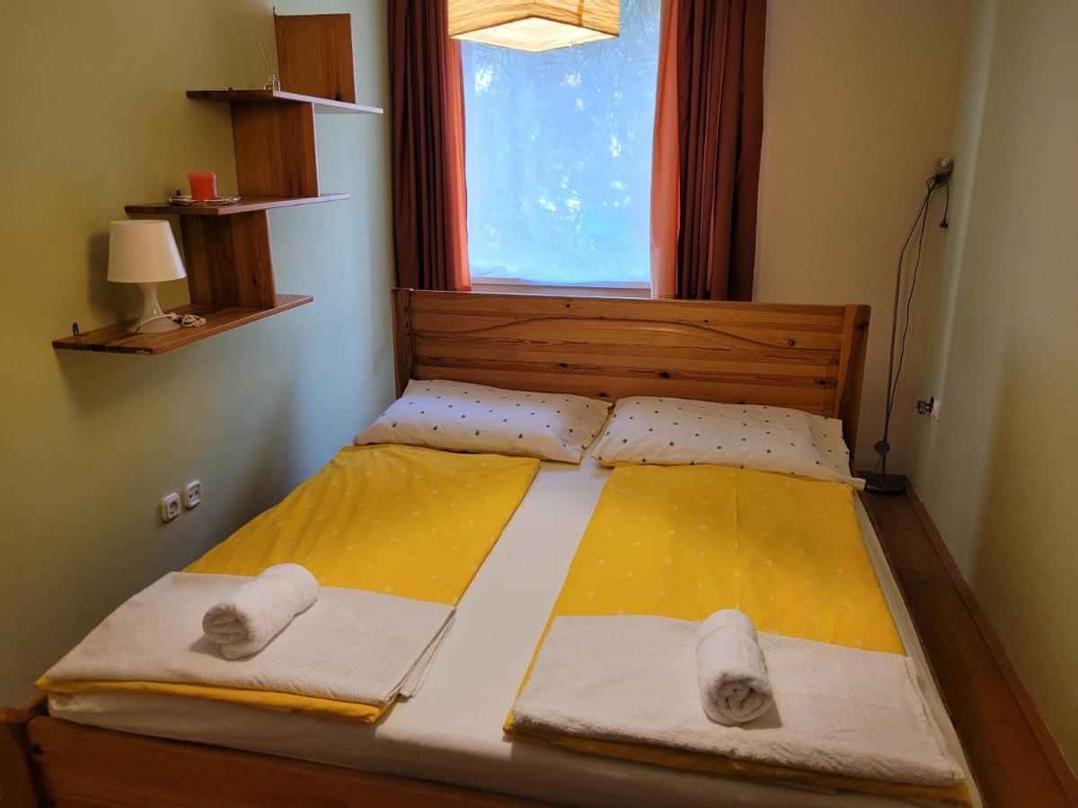 Lara Apartman Debrecen Luaran gambar
