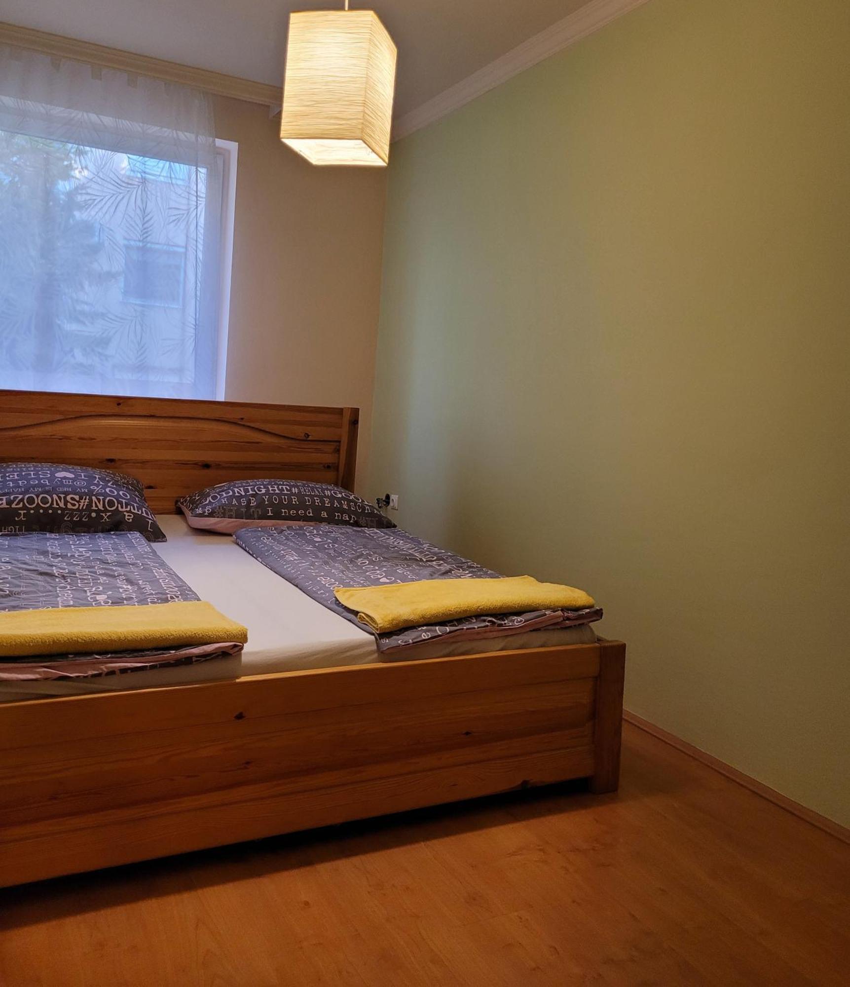 Lara Apartman Debrecen Bilik gambar